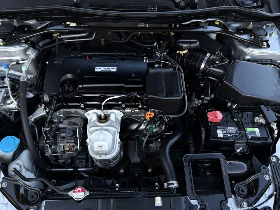 2016 Honda Accord 9th Gen - Image 25 of 26