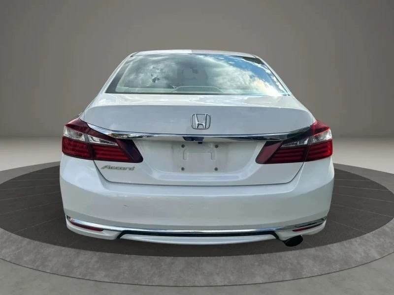 2016 Honda Accord 9th Gen - Image 6 of 12
