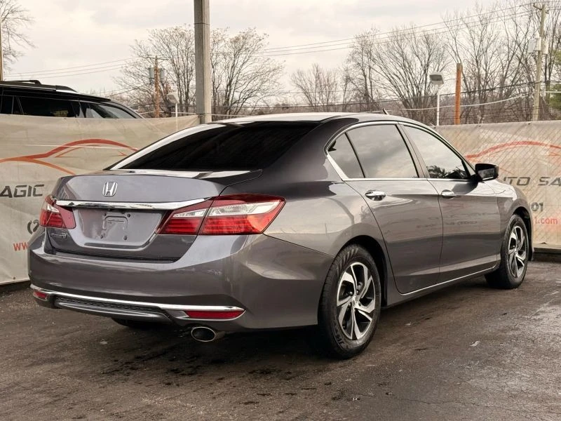 2016 Honda Accord 9th Gen - Image 11 of 12