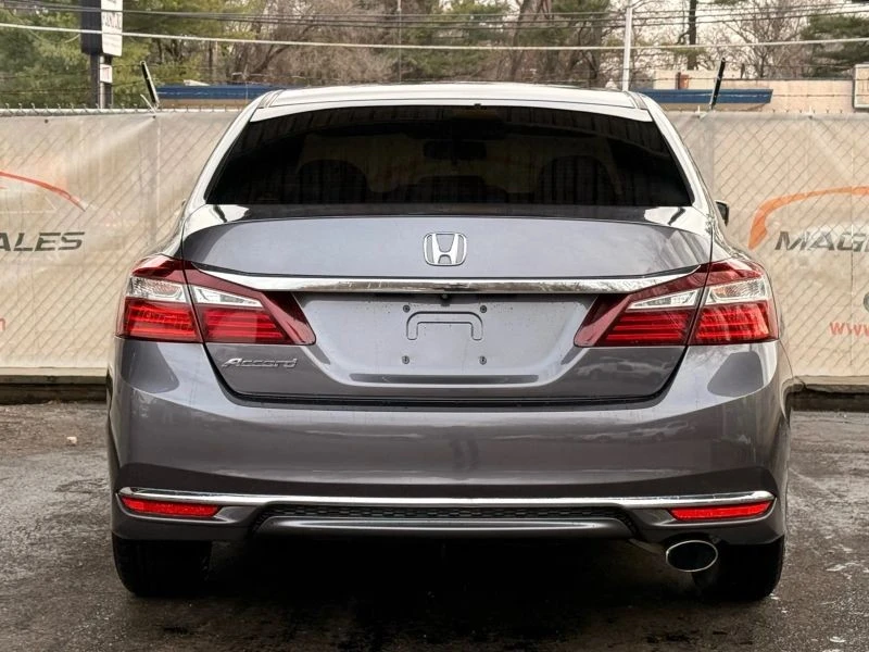 2016 Honda Accord 9th Gen - Image 10 of 12