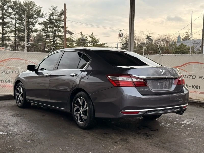 2016 Honda Accord 9th Gen - Image 9 of 12
