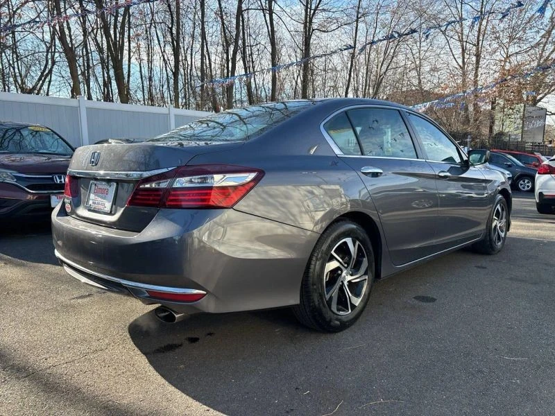 2016 Honda Accord 9th Gen - Image 6 of 12