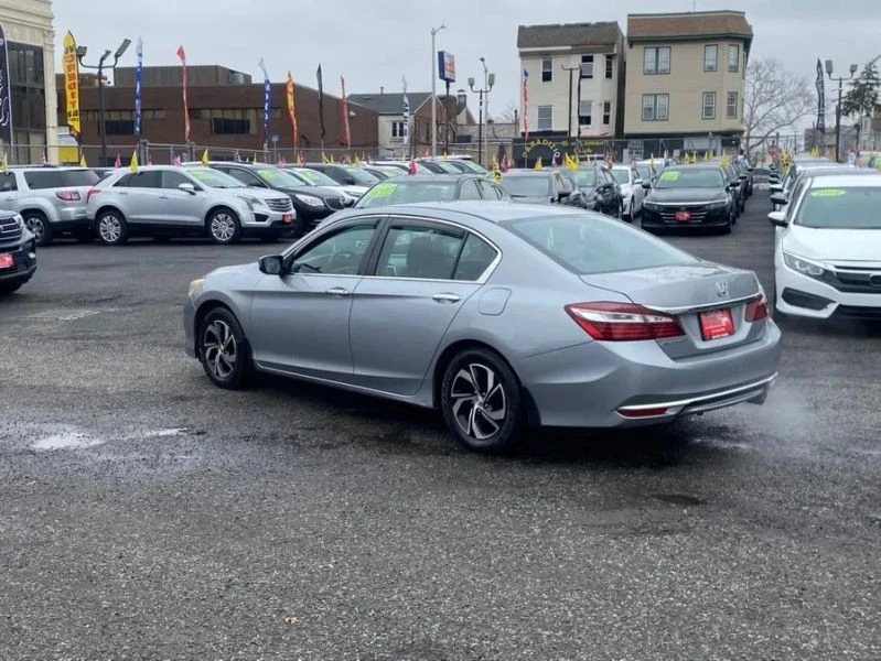 2016 Honda Accord 9th Gen - Image 4 of 12