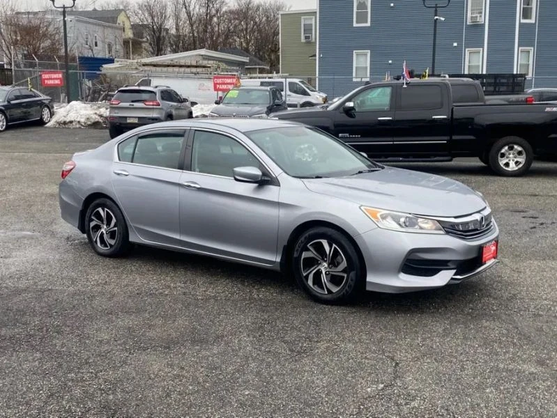 2016 Honda Accord 9th Gen - Image 7 of 12