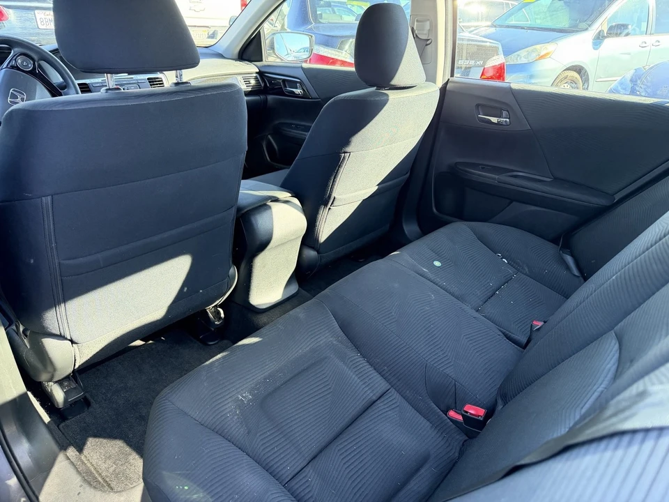 2016 Honda Accord 9th Gen - Image 6 of 6