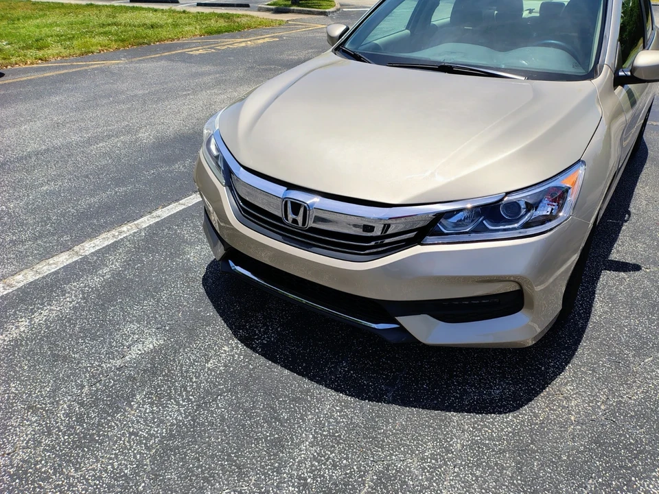 2016 Honda Accord 9th Gen - Image 7 of 11