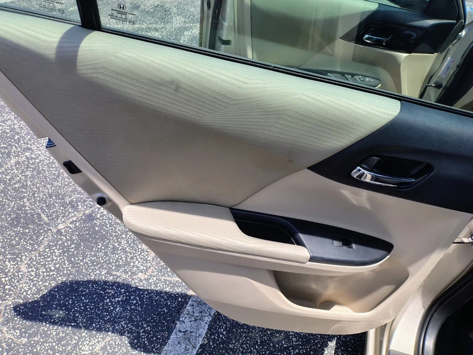2016 Honda Accord 9th Gen - Image 11 of 11