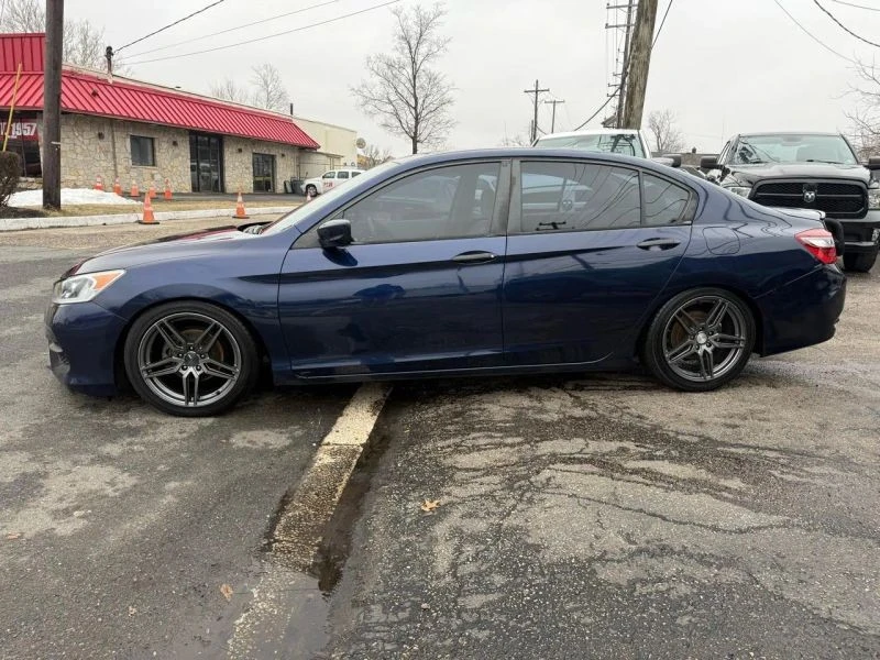 2016 Honda Accord 9th Gen - Image 5 of 12