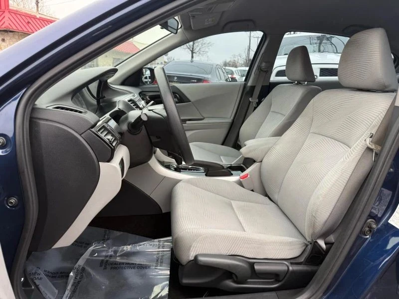 2016 Honda Accord 9th Gen - Image 9 of 12