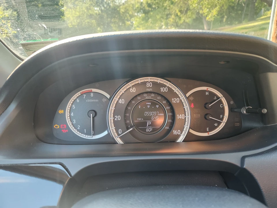 2016 Honda Accord 9th Gen - Image 12 of 15