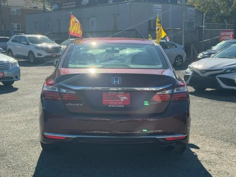 2016 Honda Accord 9th Gen - Image 5 of 12