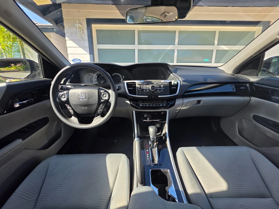 2016 Honda Accord 9th Gen - Image 20 of 21