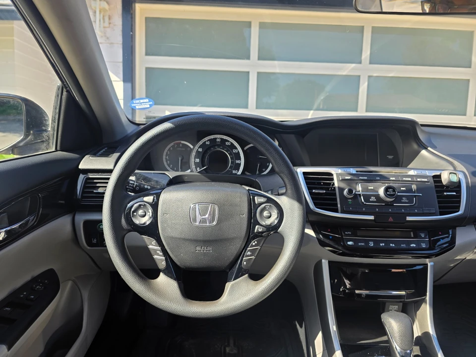 2016 Honda Accord 9th Gen - Image 21 of 21