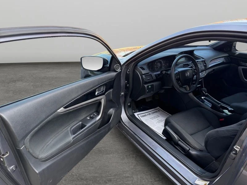 2016 Honda Accord 9th Gen - Image 9 of 12