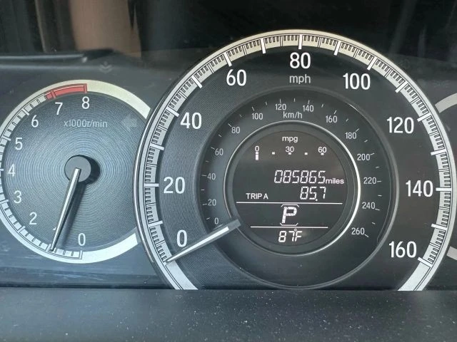 2016 Honda Accord 9th Gen - Image 14 of 19
