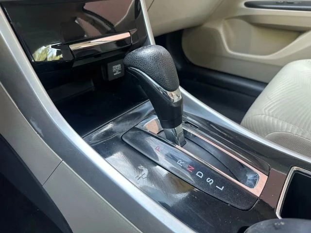2016 Honda Accord 9th Gen - Image 17 of 19