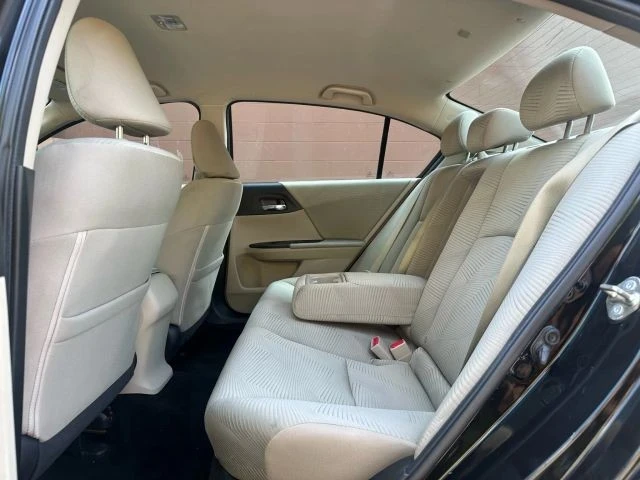 2016 Honda Accord 9th Gen - Image 18 of 19