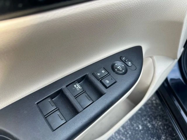 2016 Honda Accord 9th Gen - Image 10 of 19