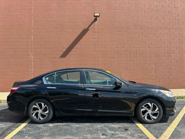 2016 Honda Accord 9th Gen - Image 4 of 19