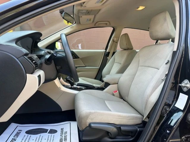 2016 Honda Accord 9th Gen - Image 11 of 19
