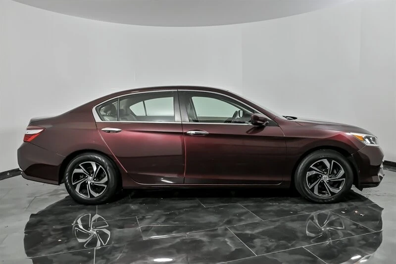 2016 Honda Accord 9th Gen - Image 13 of 21