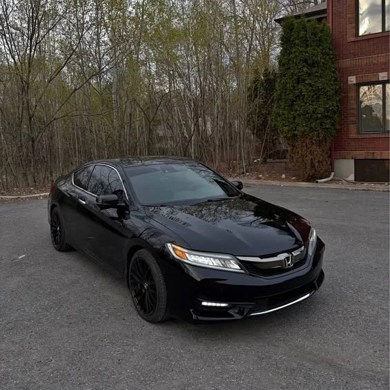 2016 Honda Accord 9th Gen - Image 1 of 1