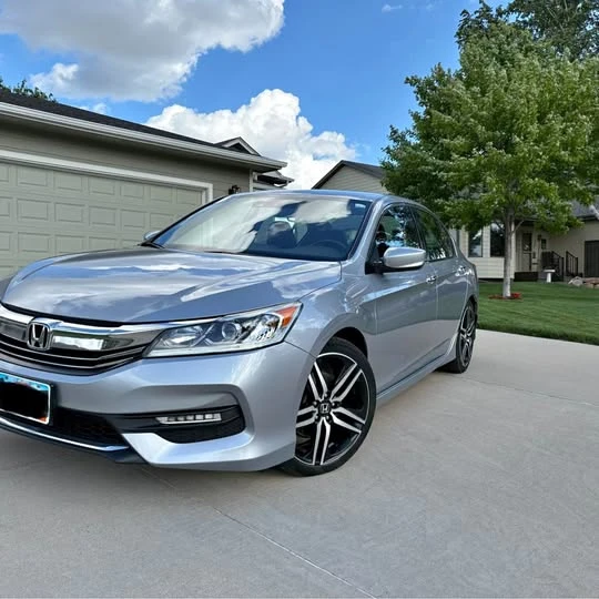 2016 Honda Accord 9th Gen - Image 1 of 1