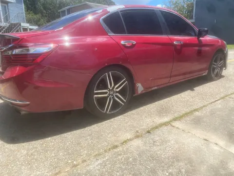 2016 Honda Accord 9th Gen - Image 2 of 9