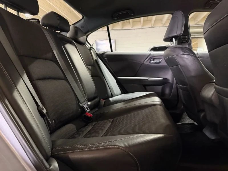 2016 Honda Accord 9th Gen - Image 11 of 12