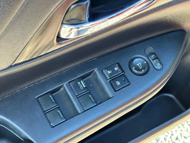 2016 Honda Accord 9th Gen - Image 10 of 12