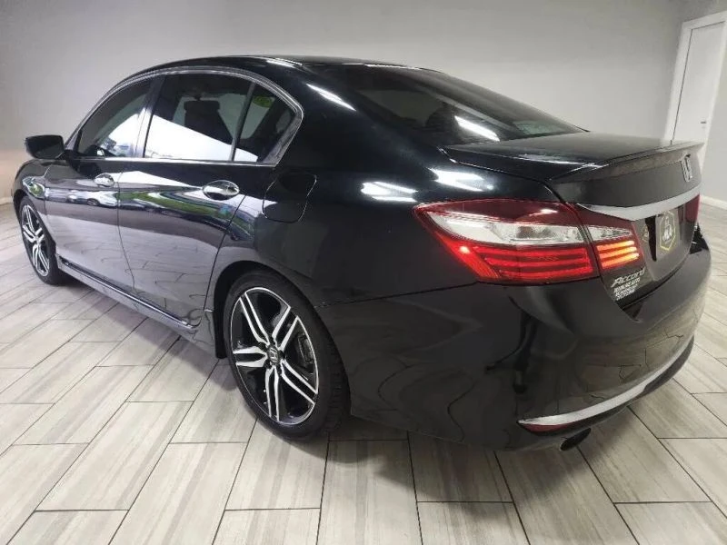 2016 Honda Accord 9th Gen - Image 3 of 12