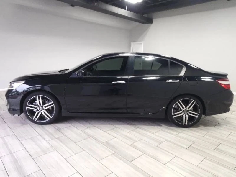2016 Honda Accord 9th Gen - Image 2 of 12