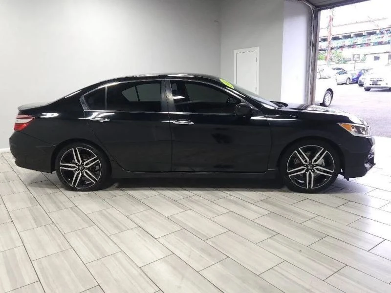 2016 Honda Accord 9th Gen - Image 6 of 12