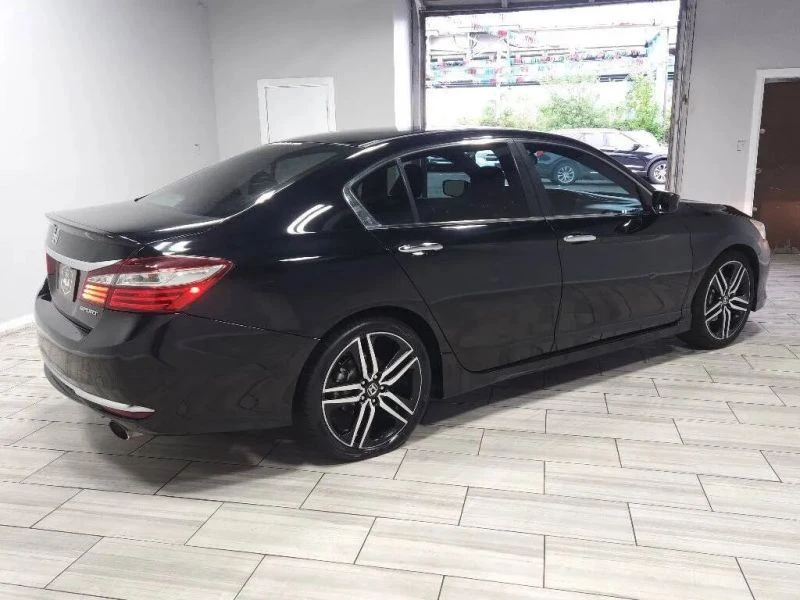 2016 Honda Accord 9th Gen - Image 5 of 12