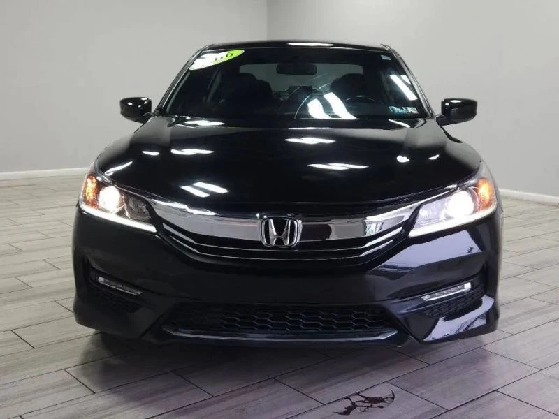 2016 Honda Accord 9th Gen - Image 8 of 12