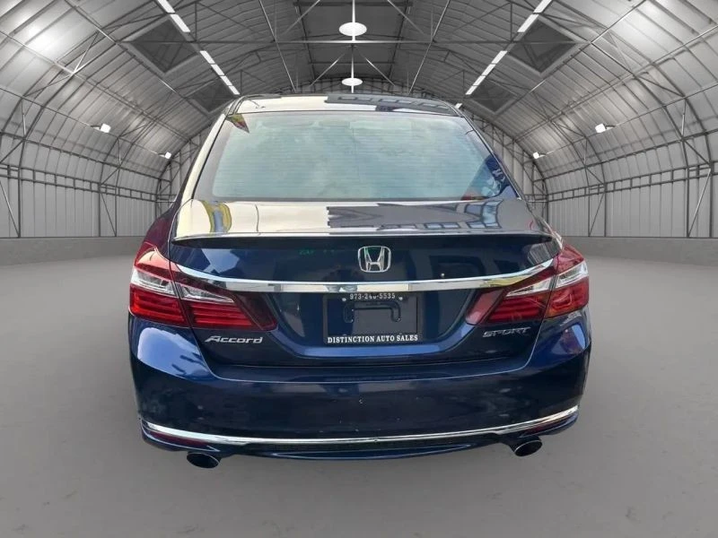 2016 Honda Accord 9th Gen - Image 5 of 12