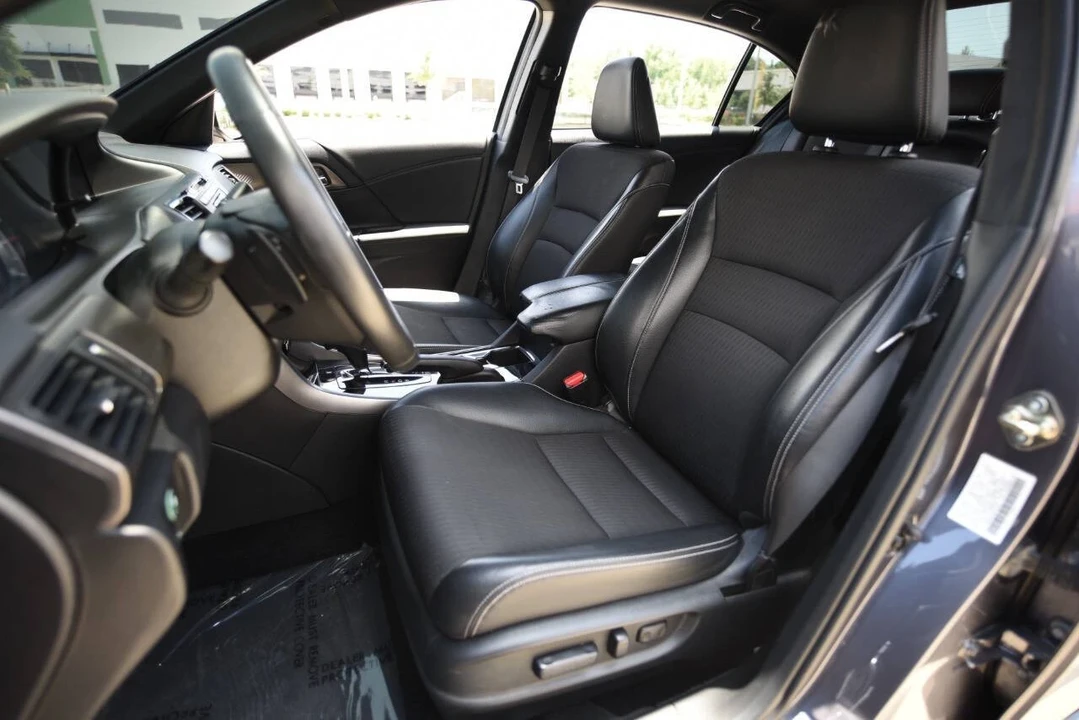 2016 Honda Accord 9th Gen - Image 11 of 17