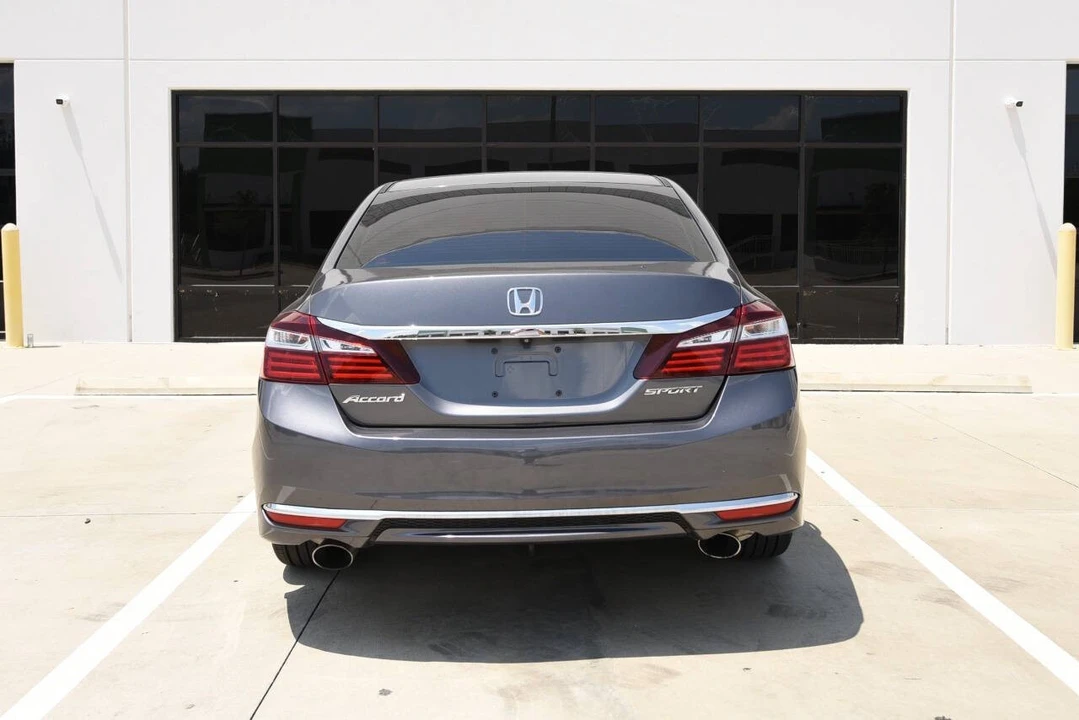 2016 Honda Accord 9th Gen - Image 7 of 17