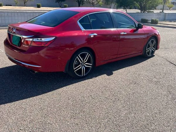 2016 Honda Accord 9th Gen - Image 5 of 19