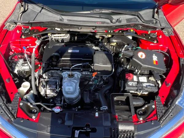 2016 Honda Accord 9th Gen - Image 18 of 19