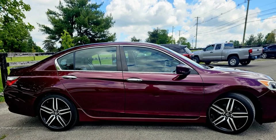 2016 Honda Accord 9th Gen - Image 4 of 16