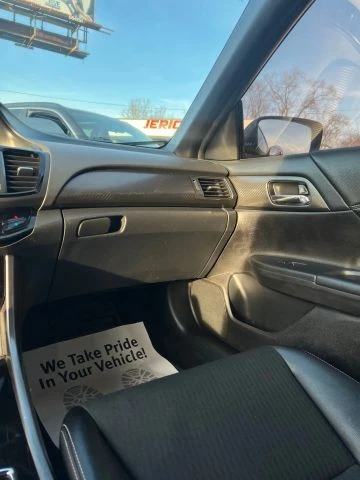 2016 Honda Accord 9th Gen - Image 17 of 19