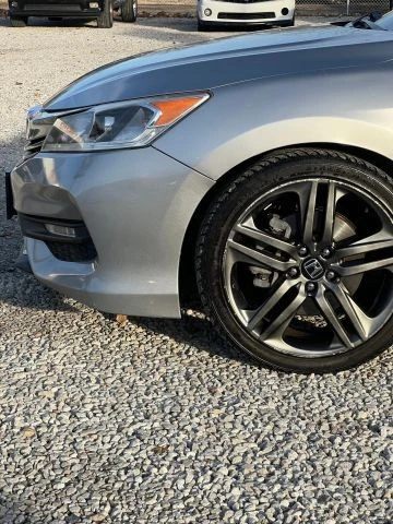 2016 Honda Accord 9th Gen - Image 4 of 19