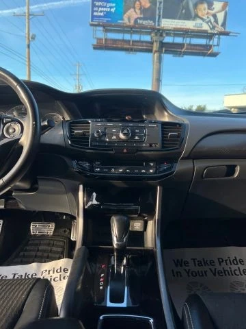 2016 Honda Accord 9th Gen - Image 16 of 19