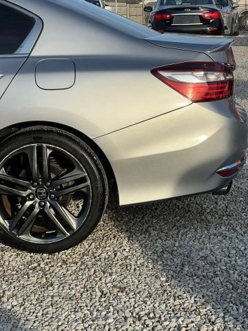 2016 Honda Accord 9th Gen - Image 6 of 19