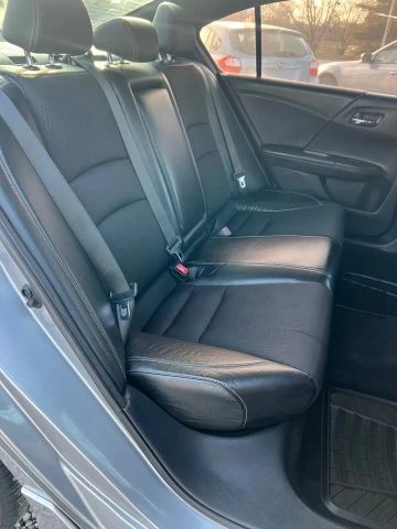 2016 Honda Accord 9th Gen - Image 18 of 19