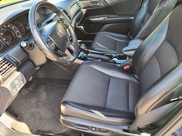 2016 Honda Accord 9th Gen - Image 7 of 10