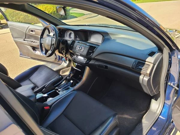 2016 Honda Accord 9th Gen - Image 9 of 10