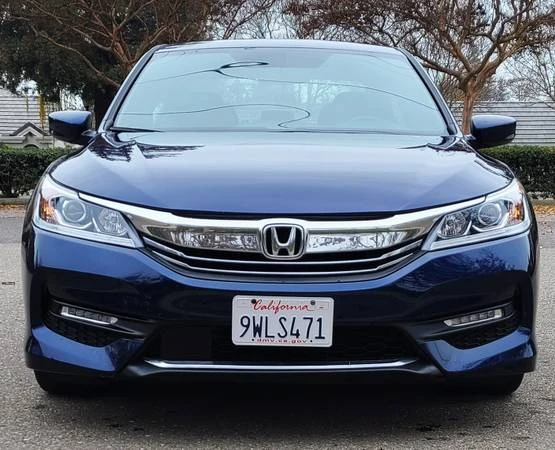 2016 Honda Accord 9th Gen - Image 2 of 10