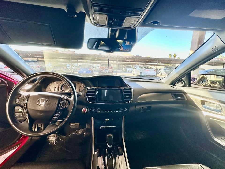 2016 Honda Accord 9th Gen - Image 10 of 16